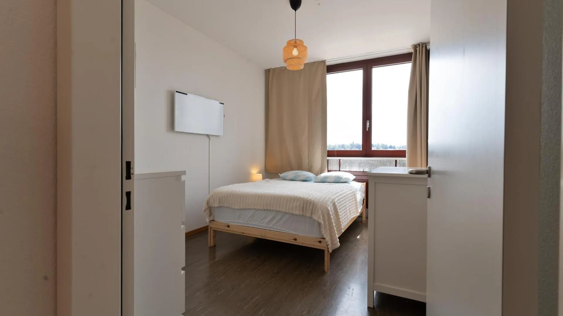Apartment Penthouse Rooftop Loft, 190Sq, Panorama View, 1Min To Main Station- 5Min To City Basel Switzerland