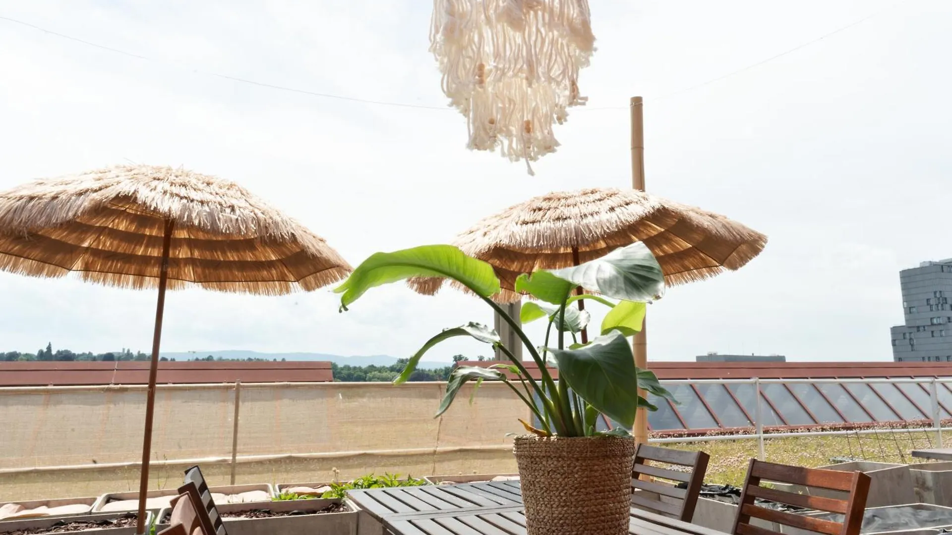 Penthouse Rooftop Loft, 190Sq, Panorama View, 1Min To Main Station- 5Min To City Basel 0*,  Switzerland
